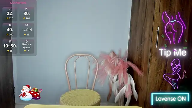 Snapshot of khate_smith chatting on 12/22/25, 04:48 khate smith online show from 12/22/25, 04:48