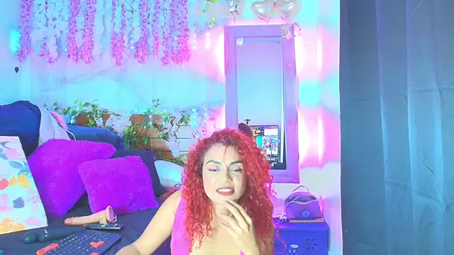 Snapshot of DevoraHarper_ chatting on 05/13/26, 01:19 DevoraHarper online show from 05/13/26, 01:19