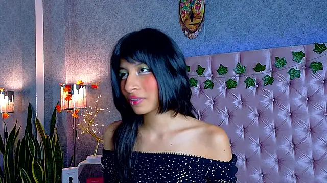 Snapshot of LizetteKitty chatting on 11/08/25, 12:44 LizetteKitty online show from 11/08/25, 12:44