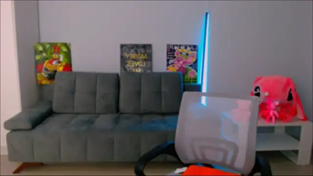 Snapshot of queenofthesense_ chatting on 11/06/25, 04:30 queenofthesense online show from 11/06/25, 04:30