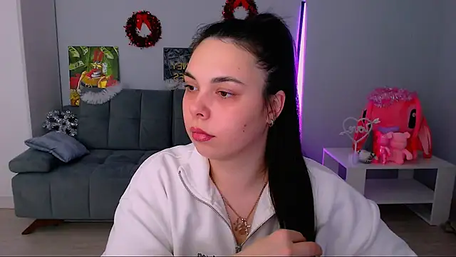 Snapshot of queenofthesense_ chatting on 01/08/26, 09:33 queenofthesense online show from 01/08/26, 09:33