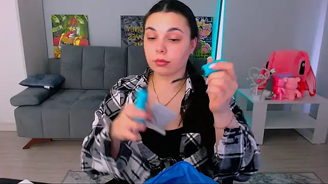 Snapshot of queenofthesense_ chatting on 02/07/26, 08:07 queenofthesense online show from 02/07/26, 08:07