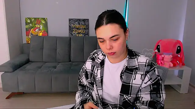 Snapshot of queenofthesense_ chatting on 02/13/26, 10:44 queenofthesense online show from 02/13/26, 10:44