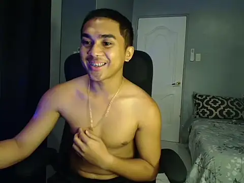 Snapshot of pinoyAdrianneXXX chatting on 09/21/25, 03:41 pinoyAdrianneXXX online show from 09/21/25, 03:41