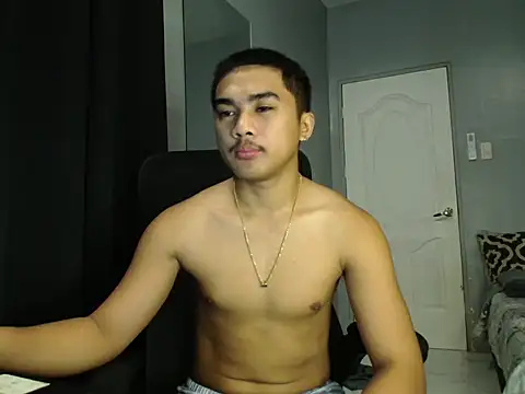 Snapshot of pinoyAdrianneXXX chatting on 11/11/25, 02:00 pinoyAdrianneXXX online show from 11/11/25, 02:00