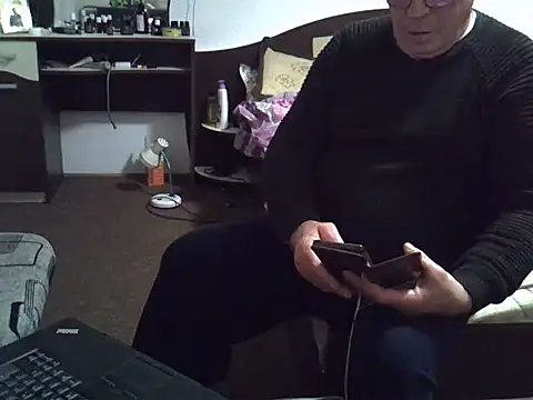 Snapshot of ColaredCuck55 chatting on 01/18/26, 07:17 ColaredCuck55 online show from 01/18/26, 07:17