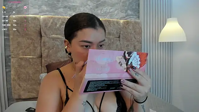 leilapons online show from 11/23/25, 05:46