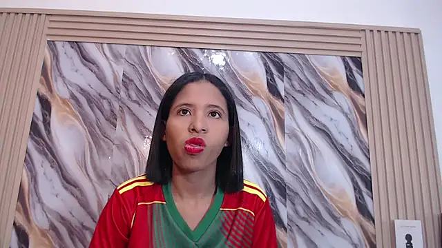 Snapshot of Samantha_Fox69_ chatting on 12/05/25, 12:08 Samantha Fox69 online show from 12/05/25, 12:08