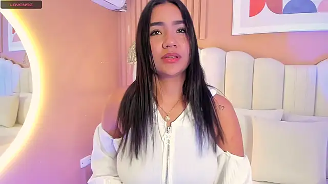 noa moon online show from 01/08/26, 02:36