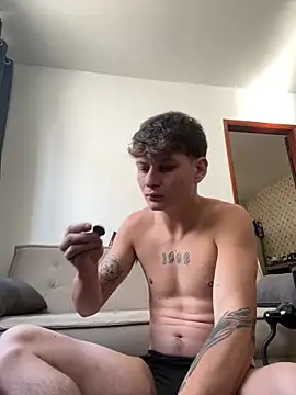 Snapshot of 420BrancoSp chatting on 09/27/25, 07:41 420BrancoSp online show from 09/27/25, 07:41