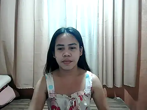 Snapshot of exoticpinay_dolly chatting on 10/12/25, 11:26 exoticpinay dolly online show from 10/12/25, 11:26