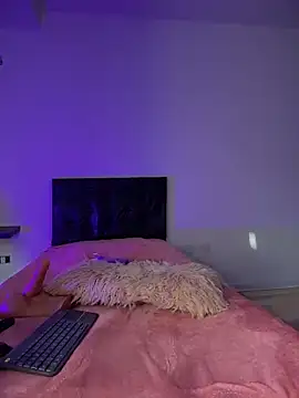 Sasha-Bloom online show from 05/26/26, 06:37