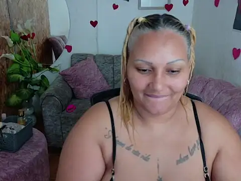 laleska montenegro online show from 02/05/26, 06:18