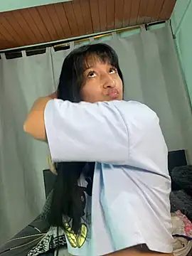 EVAH LEE  online show from 02/04/26, 02:06