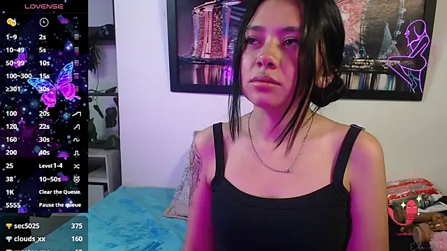 hellenngp online show from 11/08/25, 07:45