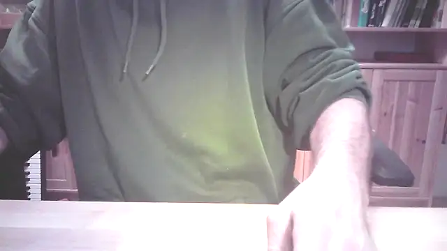 boy40bi online show from 12/01/25, 06:13