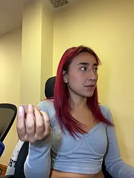 JuliethaDemon  online show from 04/08/26, 02:06