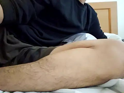 Snapshot of boy69horny chatting on 10/12/25, 08:35 boy69horny online show from 10/12/25, 08:35