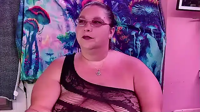 Snapshot of lil-gemini-hippy chatting on 09/25/25, 02:15 lil-gemini-hippy online show from 09/25/25, 02:15