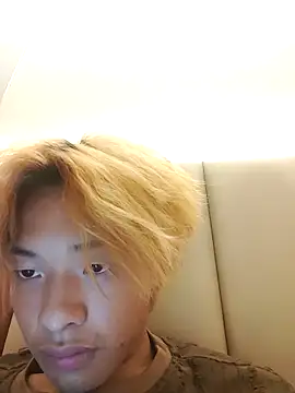 Snapshot of junjun1189 chatting on 09/10/25, 04:07 junjun1189 online show from 09/10/25, 04:07