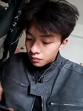 Snapshot of junjun1189 chatting on 11/02/25, 05:21 junjun1189 online show from 11/02/25, 05:21