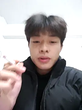 Snapshot of junjun1189 chatting on 11/05/25, 12:21 junjun1189 online show from 11/05/25, 12:21