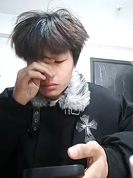 Snapshot of junjun1189 chatting on 12/22/25, 05:04 junjun1189 online show from 12/22/25, 05:04