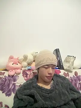 Snapshot of junjun1189 chatting on 02/14/26, 12:24 junjun1189 online show from 02/14/26, 12:24