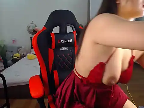 NANA 199k online show from 04/12/26, 10:31