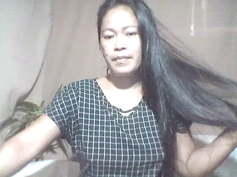 Snapshot of 66pineapple chatting on 10/14/25, 01:06 66pineapple online show from 10/14/25, 01:06