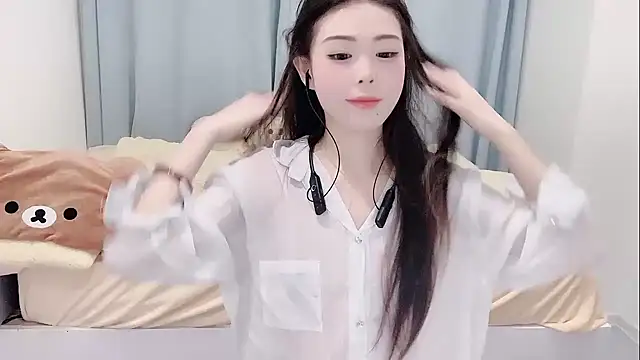 iukoi-77yo online show from 11/11/25, 11:32