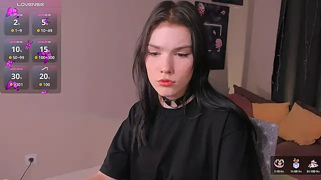 Snapshot of Sophie_SkyAngel chatting on 09/12/25, 09:37 Sophie SkyAngel online show from 09/12/25, 09:37