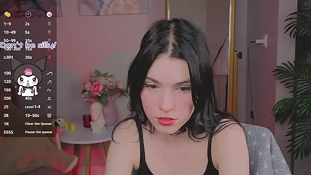 Snapshot of Sophie_SkyAngel chatting on 10/03/25, 09:12 Sophie SkyAngel online show from 10/03/25, 09:12