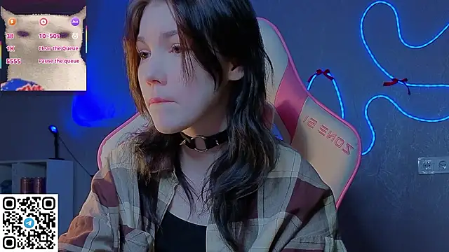 Snapshot of Sophie_SkyAngel chatting on 02/01/26, 07:34 Sophie SkyAngel online show from 02/01/26, 07:34