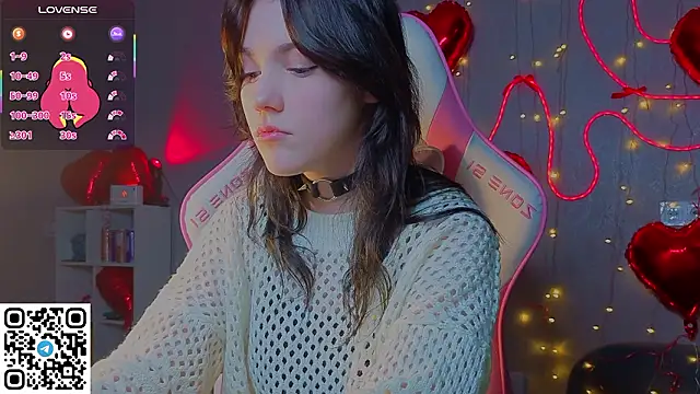 Snapshot of Sophie_SkyAngel chatting on 02/10/26, 12:26 Sophie SkyAngel online show from 02/10/26, 12:26