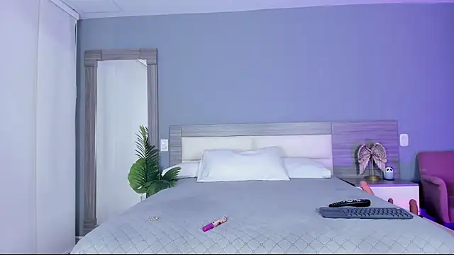 Alaiaguerra online show from 09/22/25, 02:41