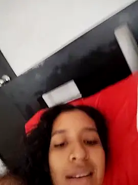 Amber-Sweett online show from 10/25/25, 12:02