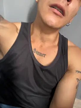 Leo santoro online show from 09/30/25, 02:11