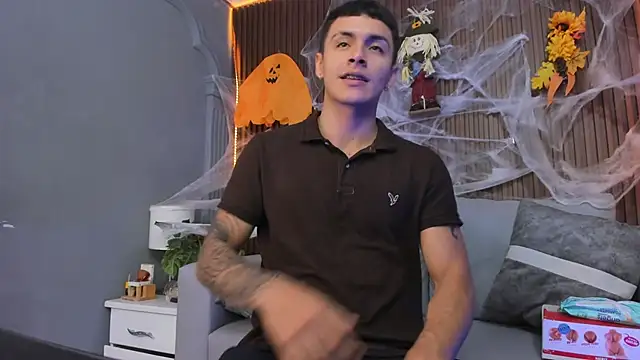 Leo santoro online show from 10/11/25, 01:42