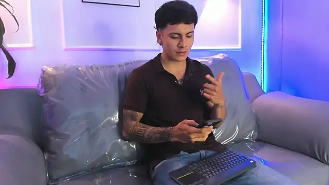 Leo santoro online show from 03/13/26, 03:18