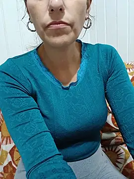 cicinha3657 online show from 05/21/26, 03:24