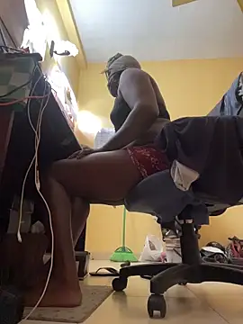 femboyslqueen online show from 10/27/25, 06:06