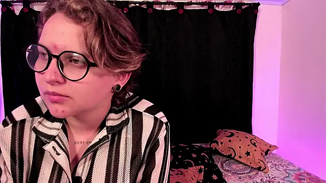 CrazyCakes  online show from 03/03/26, 03:23