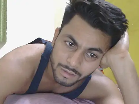 ursdreamperson online show from 05/06/26, 01:49