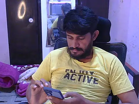 Snapshot of krishjaat43 chatting on 06/19/26, 11:36 krishjaat43 online show from 06/19/26, 11:36