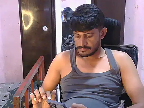 Snapshot of krishjaat43 chatting on 07/10/26, 05:12 krishjaat43 online show from 07/10/26, 05:12