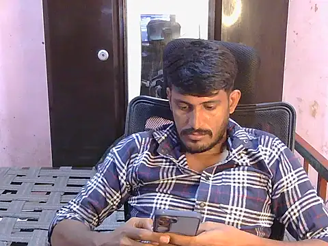 Snapshot of krishjaat43 chatting on 07/12/26, 07:32 krishjaat43 online show from 07/12/26, 07:32