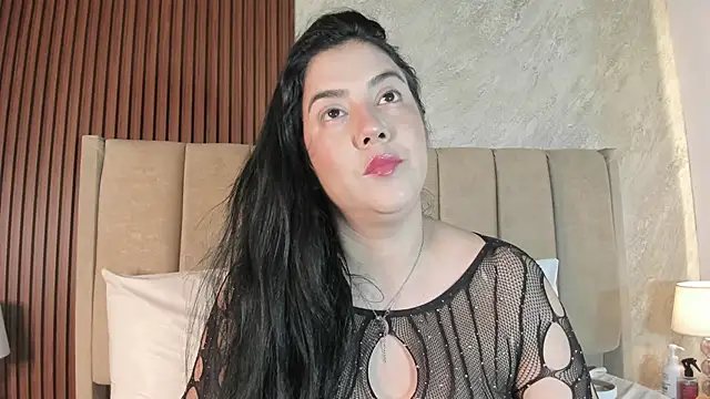  Cris Spicy  online show from 04/15/26, 08:20