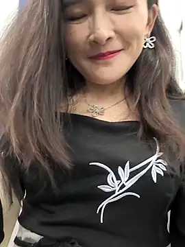 Snapshot of wsyx326 chatting on 09/23/25, 06:05 wsyx326 online show from 09/23/25, 06:05