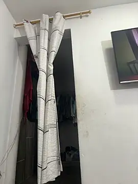 Snapshot of AndyCalifornia1 chatting on 09/08/25, 08:41 AndyCalifornia1 online show from 09/08/25, 08:41